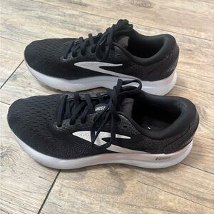 Brooks Ghost 16
